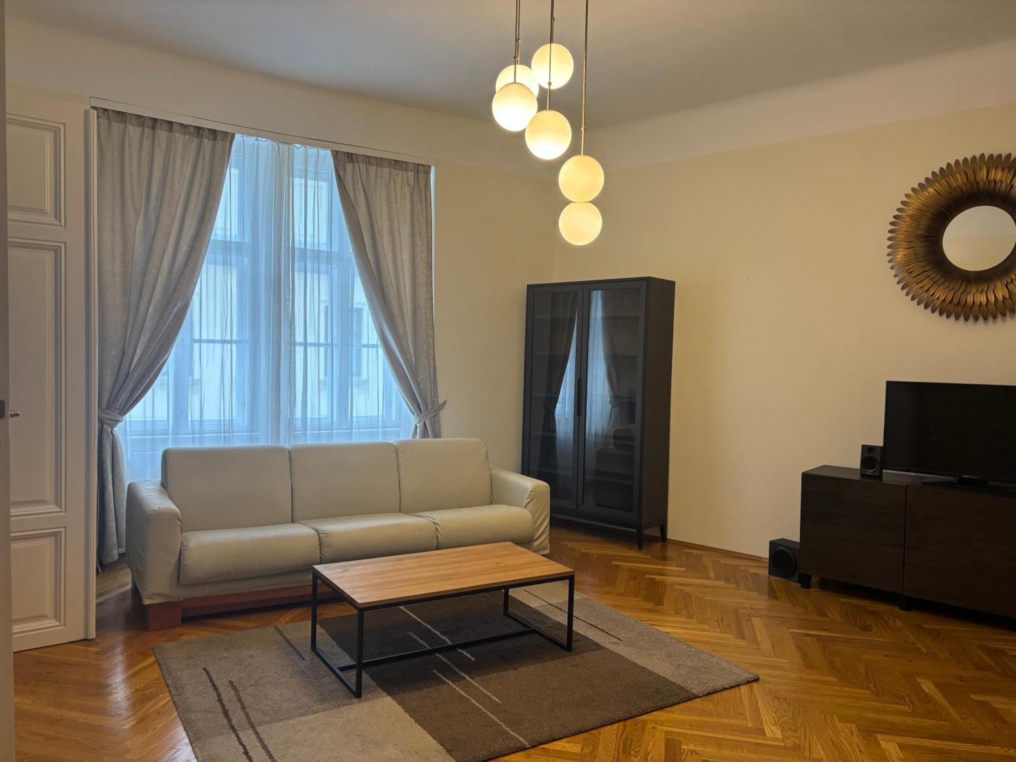 Carlton Vienna