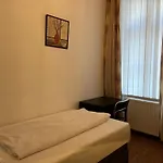 Carlton Suites