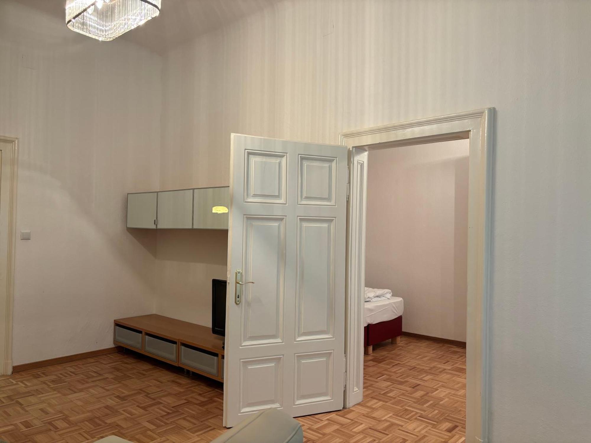Carlton Apartament *