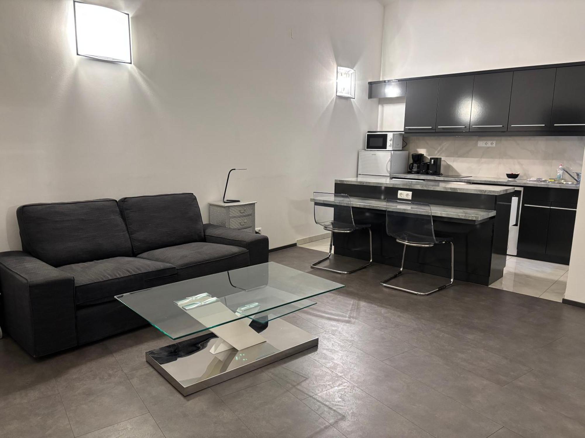 Carlton Apartament *